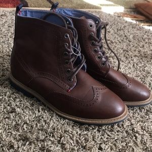 Boys Tommy Hilfiger shoes